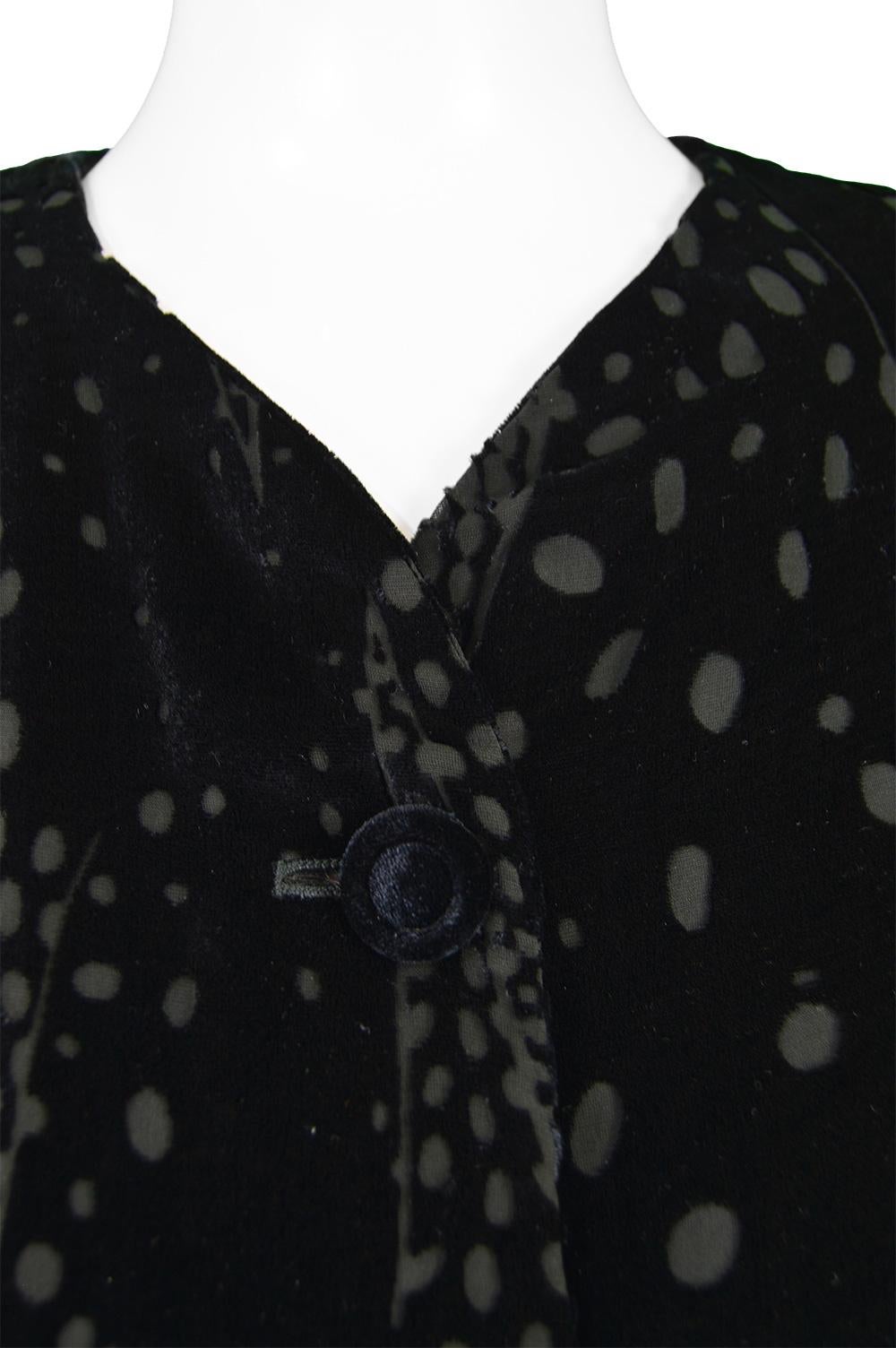 Georgina von Etzdorf Black Silk Devore Burnout Velvet Evening Jacket, 1980s In Excellent Condition For Sale In Doncaster, South Yorkshire