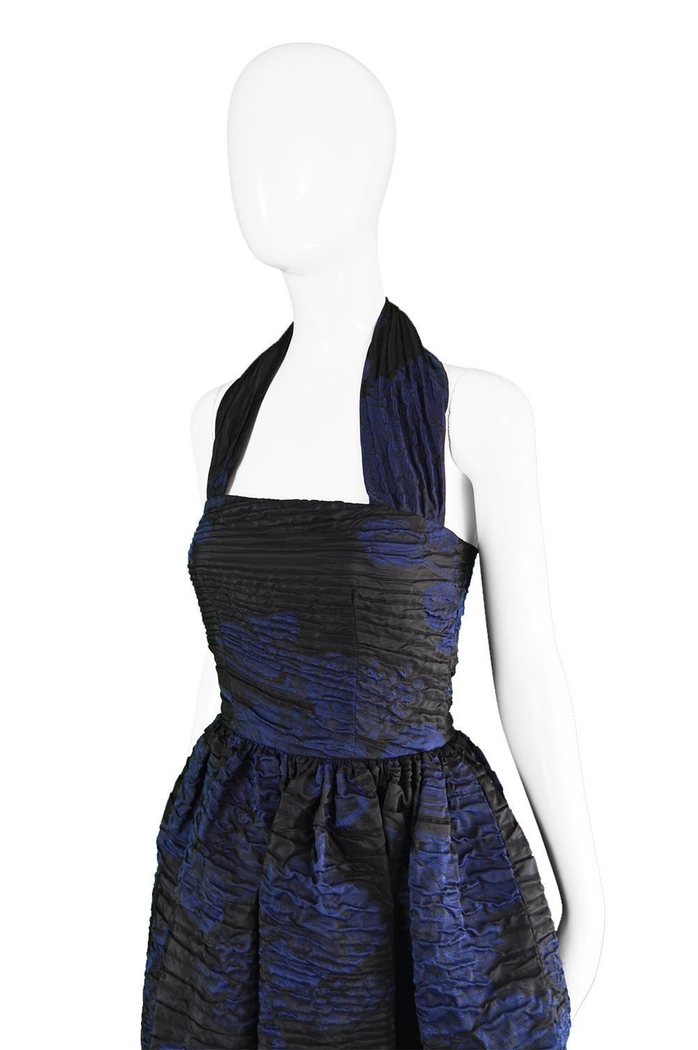 Oscar de la Renta Blue & Black Textured Silk Blend Evening Party Dress, 2010 In Excellent Condition For Sale In Doncaster, South Yorkshire