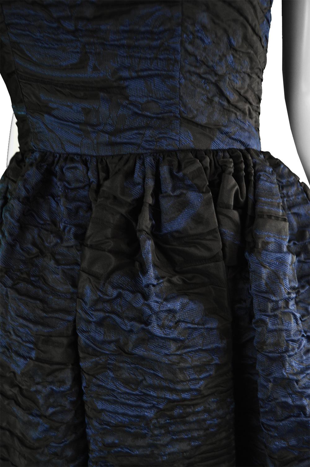 Women's Oscar de la Renta Blue & Black Textured Silk Blend Evening Party Dress, 2010 For Sale