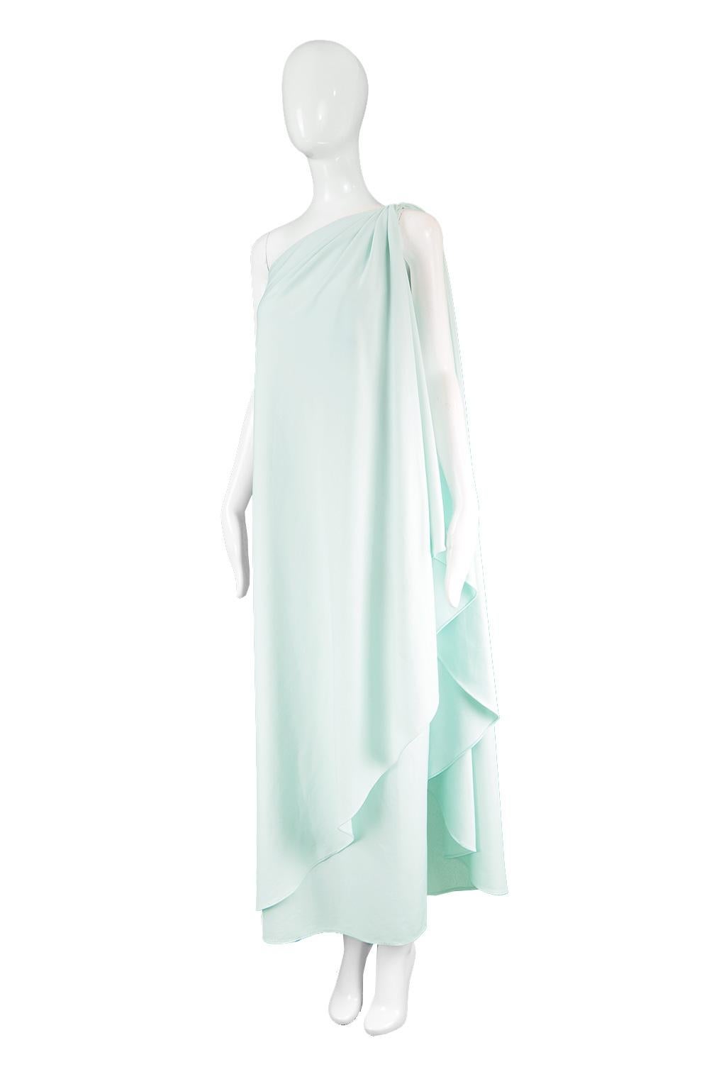 Halston Vintage Mint Green Draped Grecian One Shoulder Jersey Dress, 1970s im Zustand „Gut“ in Doncaster, South Yorkshire