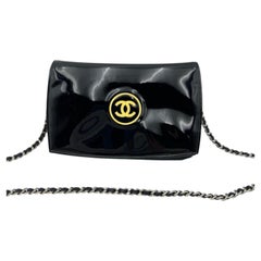Chanel Black Patent Leather Round CC Medallion Chain Flap Handbag