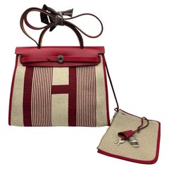 Sac cabas Hermès Herbag Zip 31 H « Vibration Rouge Piment », en cuir de vache Hunter, 2019