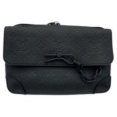 Louis Vuitton Steamer Wearable Wallet Monogram Taurillon Black