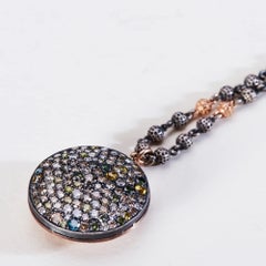 Collar con medallón de rosa de Dilara Ensari, oro de 8K, diamantes de 3,40 ct