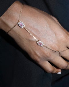 Catena da polso Carré in oro placcato 14K rosa brillante con due pietre incorniciate