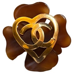 Chanel 90's CC Gold-Plated and Resin Clover Heart Pin Brooch