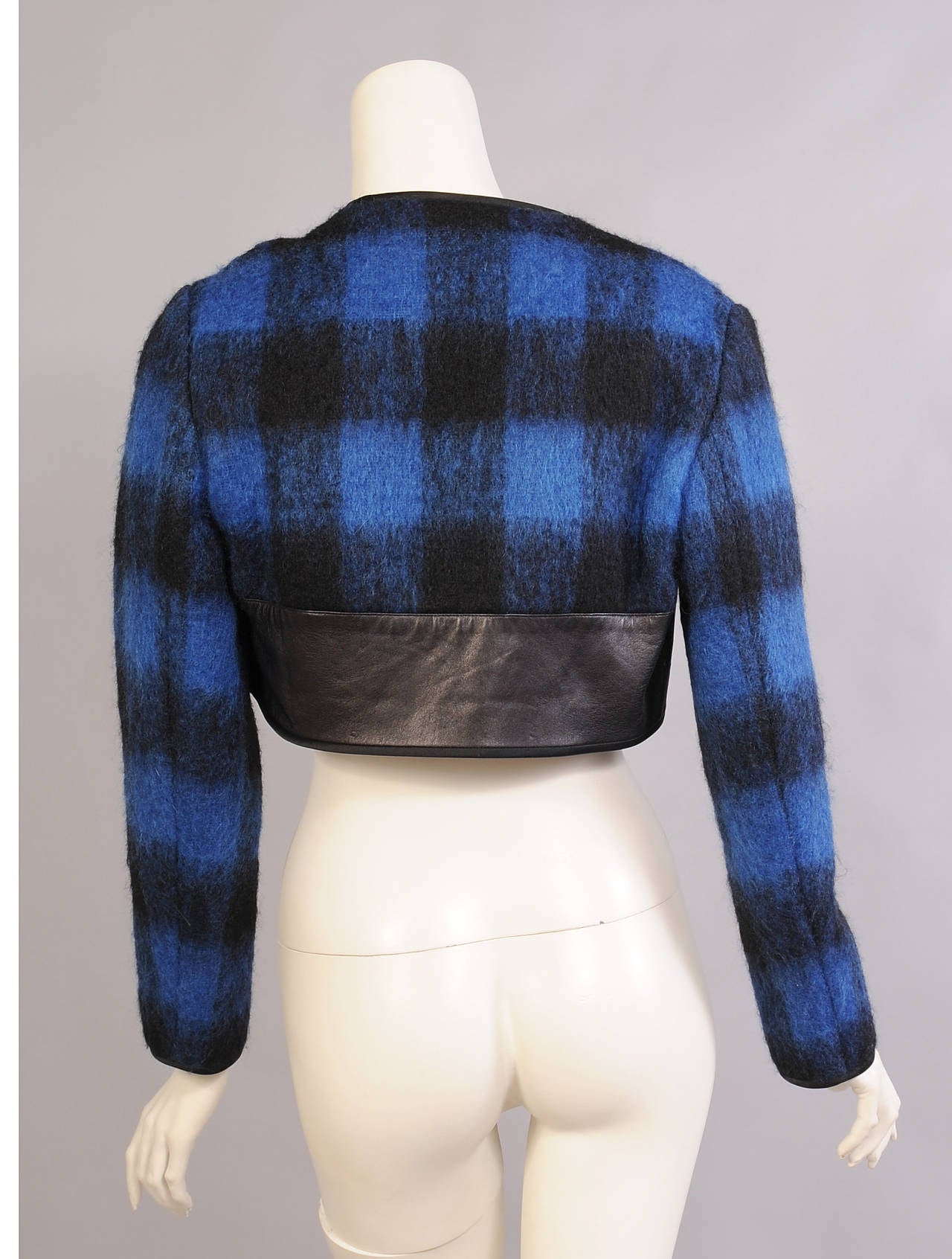 Geoffrey Beene Leather Trimmed Black & Blue Short Jacket In Excellent Condition In New Hope, PA