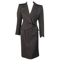 Yves Saint Laurent Numbered Haute Couture Le Smoking 9