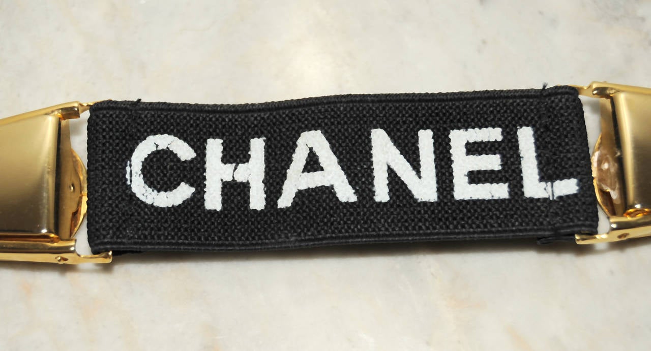 Chanel Jacket Clip, Never Worn In Excellent Condition In New Hope, PA