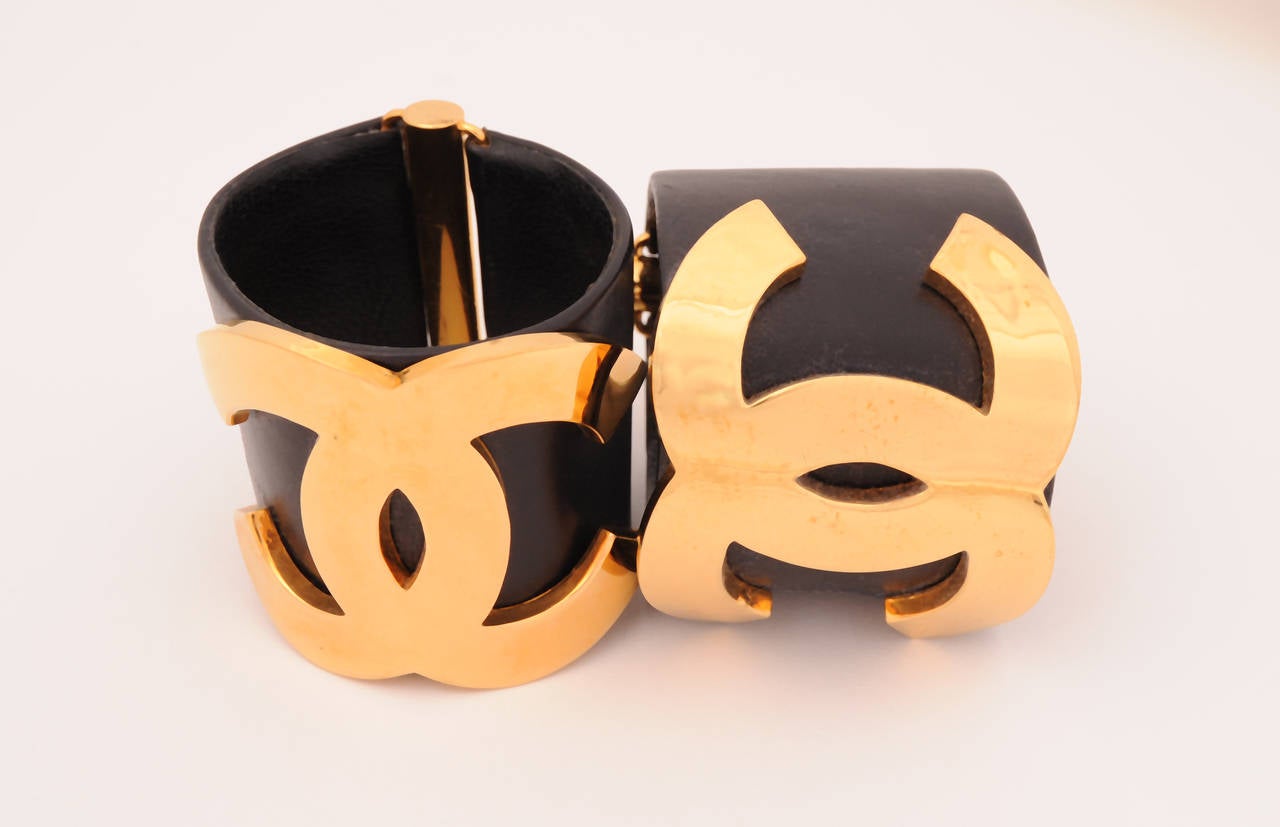 Chanel Couture Black Leather Logo Cuffs, Runway Worn In Excellent Condition In New Hope, PA