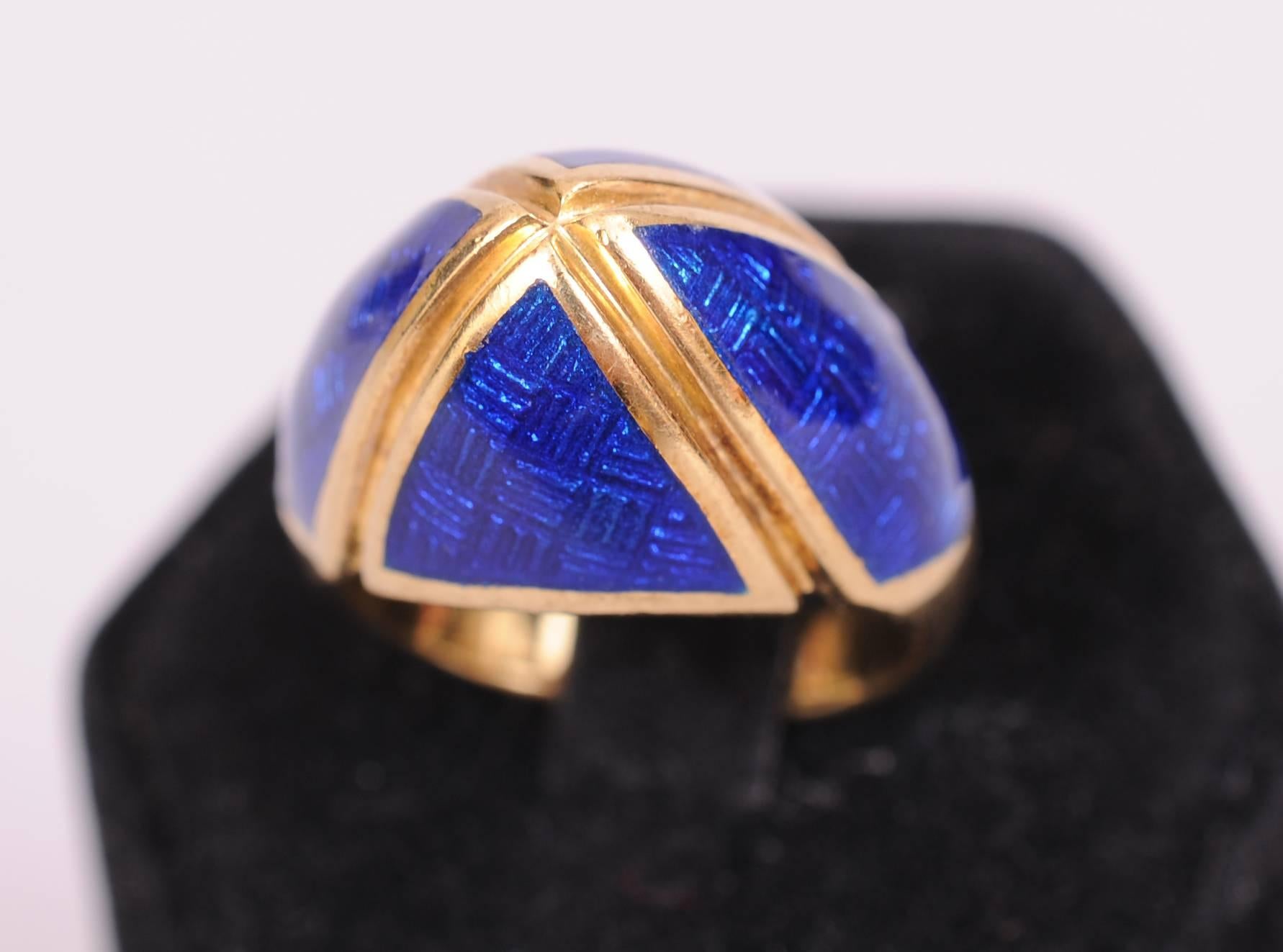 18k Gold and Blue Enamel Dome Ring In Excellent Condition For Sale In New Hope, PA