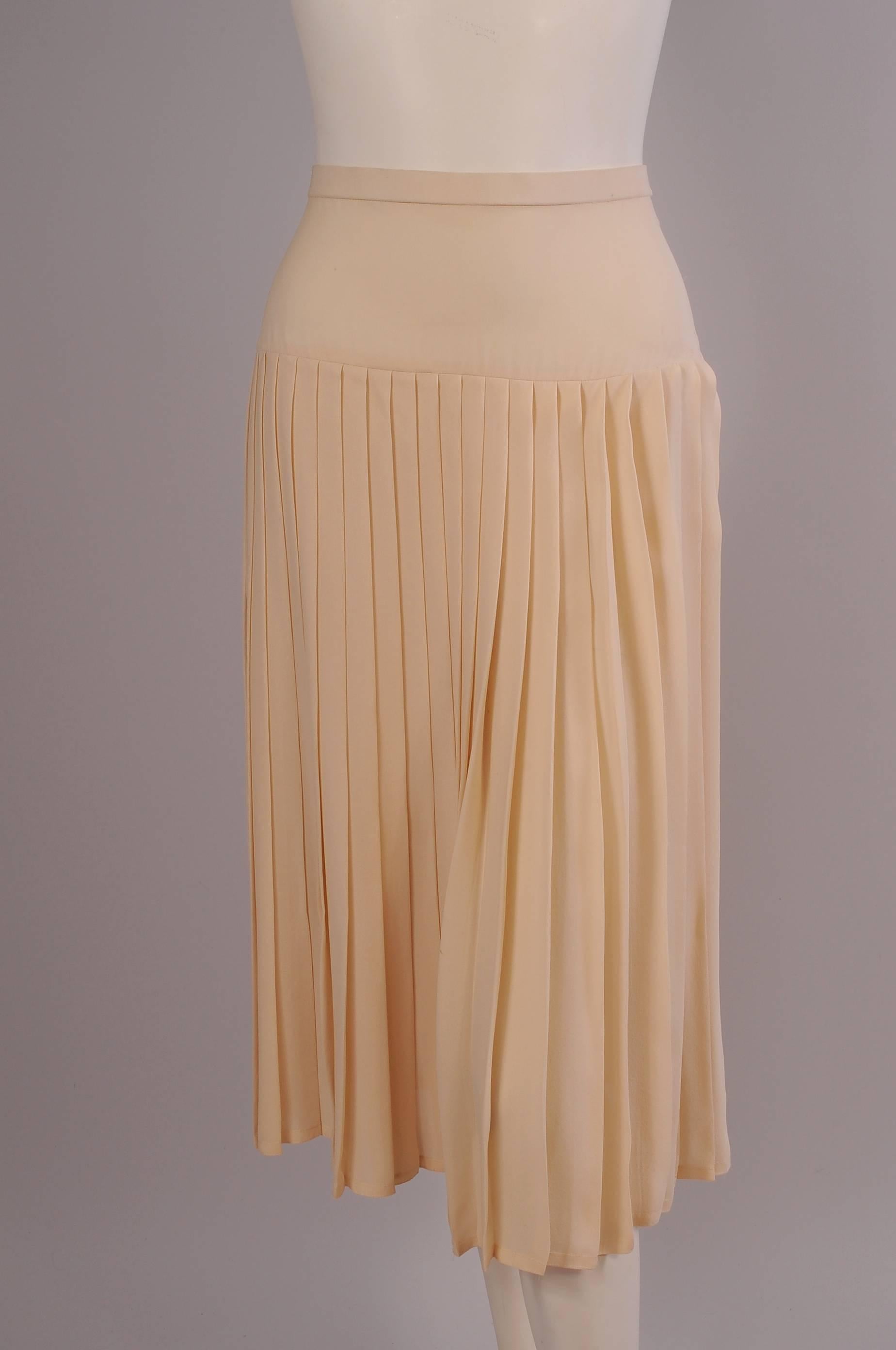 Chloe Creamy Vanilla Silk Two Piece Dress In Excellent Condition In New Hope, PA