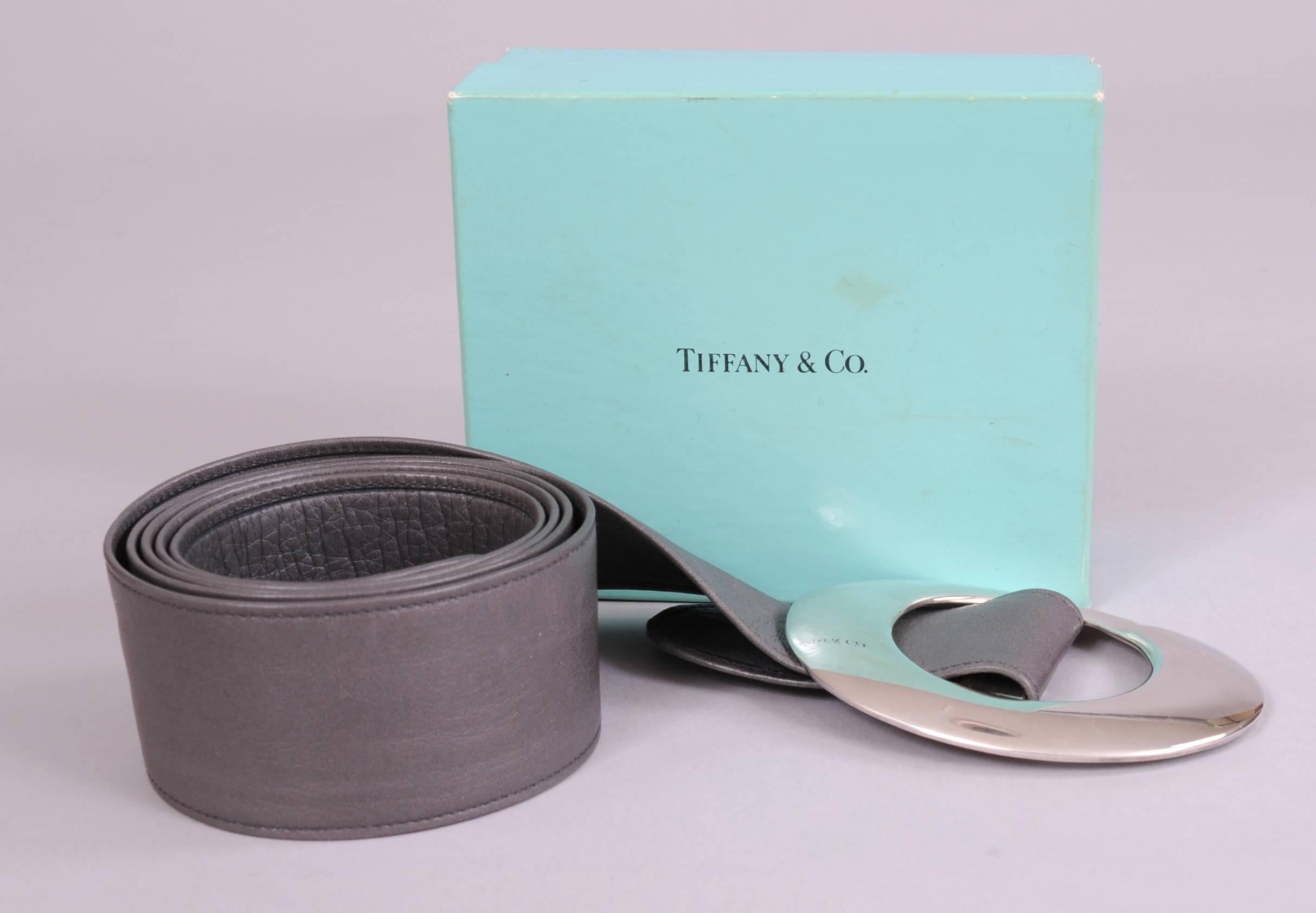 Elsa Peretti Tiffany & Co. Sterling Buckle and Charcoal Grey Leather Belt Unworn In New Condition In New Hope, PA