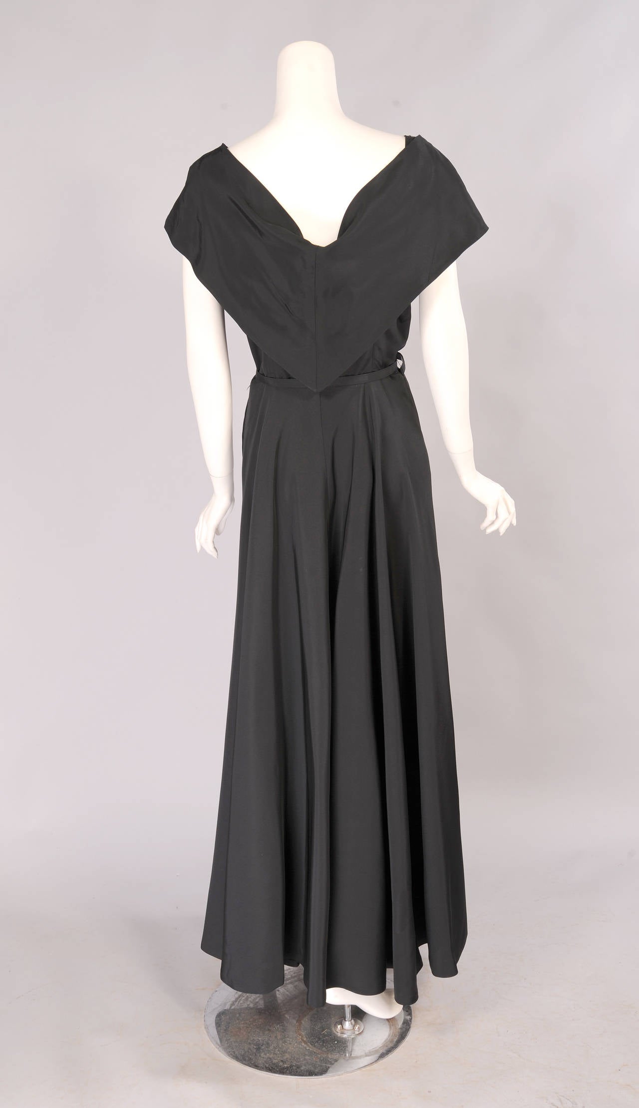 1950s Pretty Raw Silk Black Day Dress
