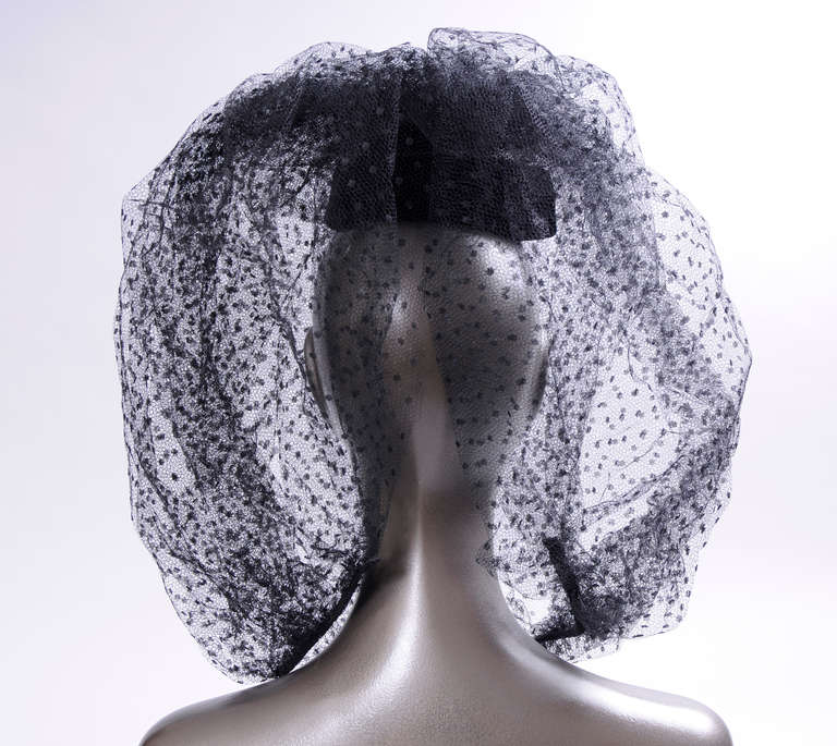 Philip Treacy Chanel Haute Couture Runway Worn 1 of a kind Fantasy Hat In New Condition In New Hope, PA