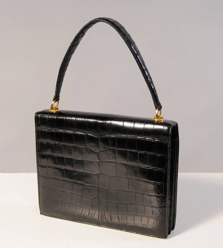 Hermes Vintage Black Crocodile Handbag In Excellent Condition In New Hope, PA
