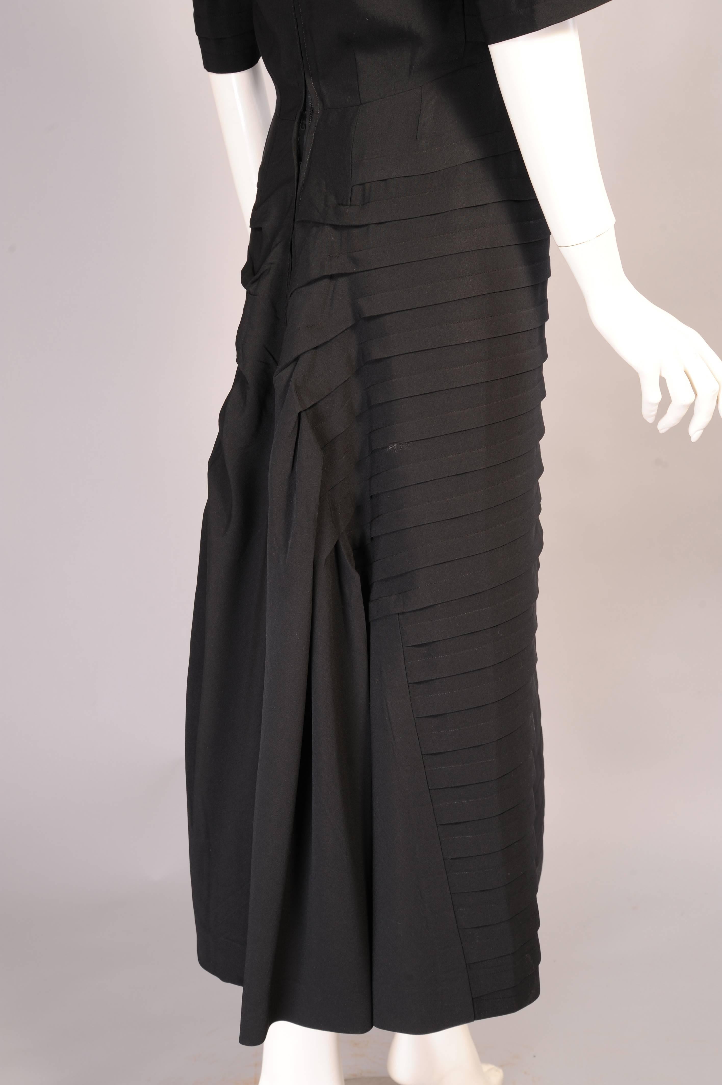 1950's House of Worth Pleated Silk Evening Dress, Dramatic Back Interest In Excellent Condition In New Hope, PA