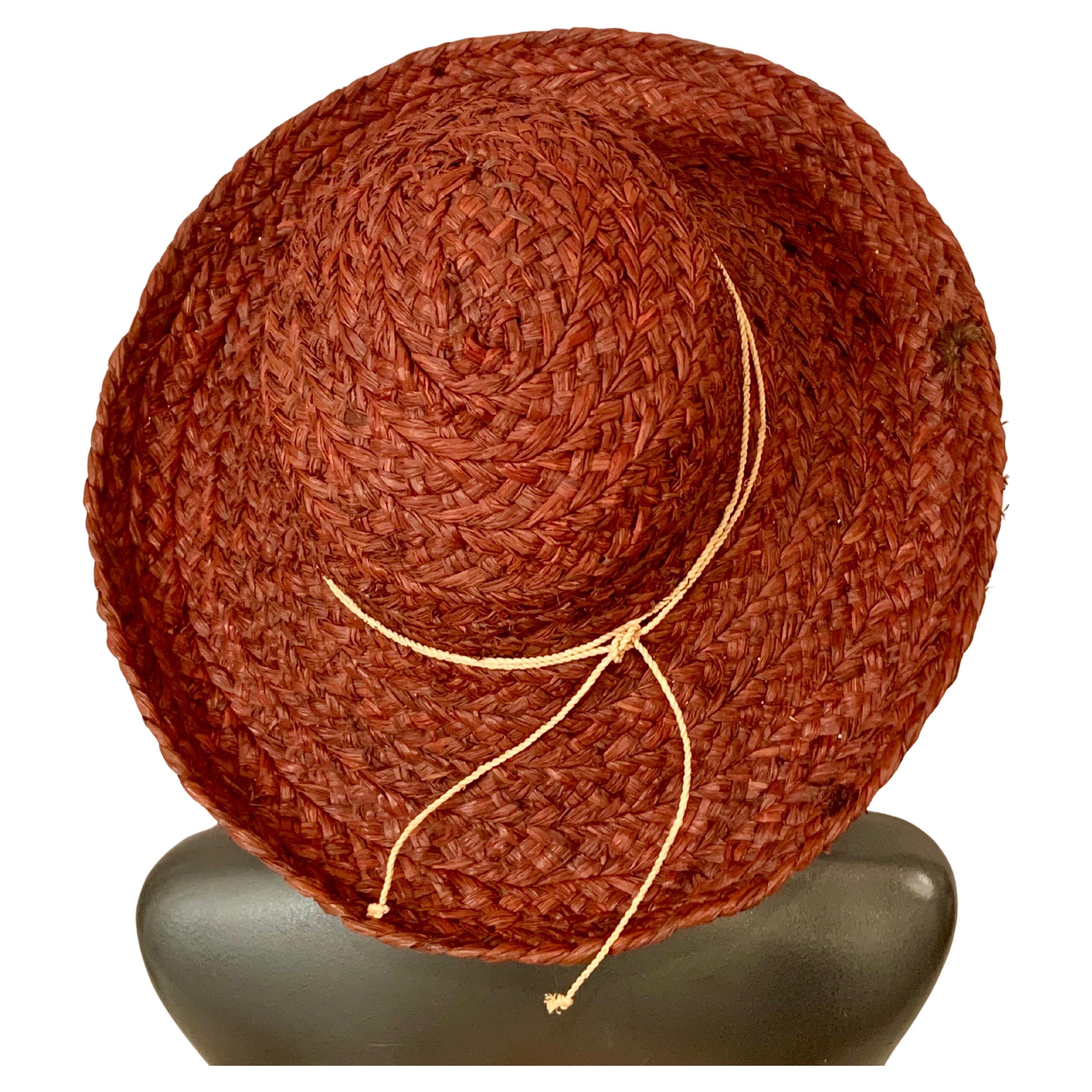 Cappello di paglia rosso borgogna Helen Kaminski in vendita