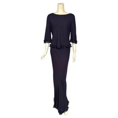 Vestido de noche de gasa de seda en capas azul marino de Sophy Curson