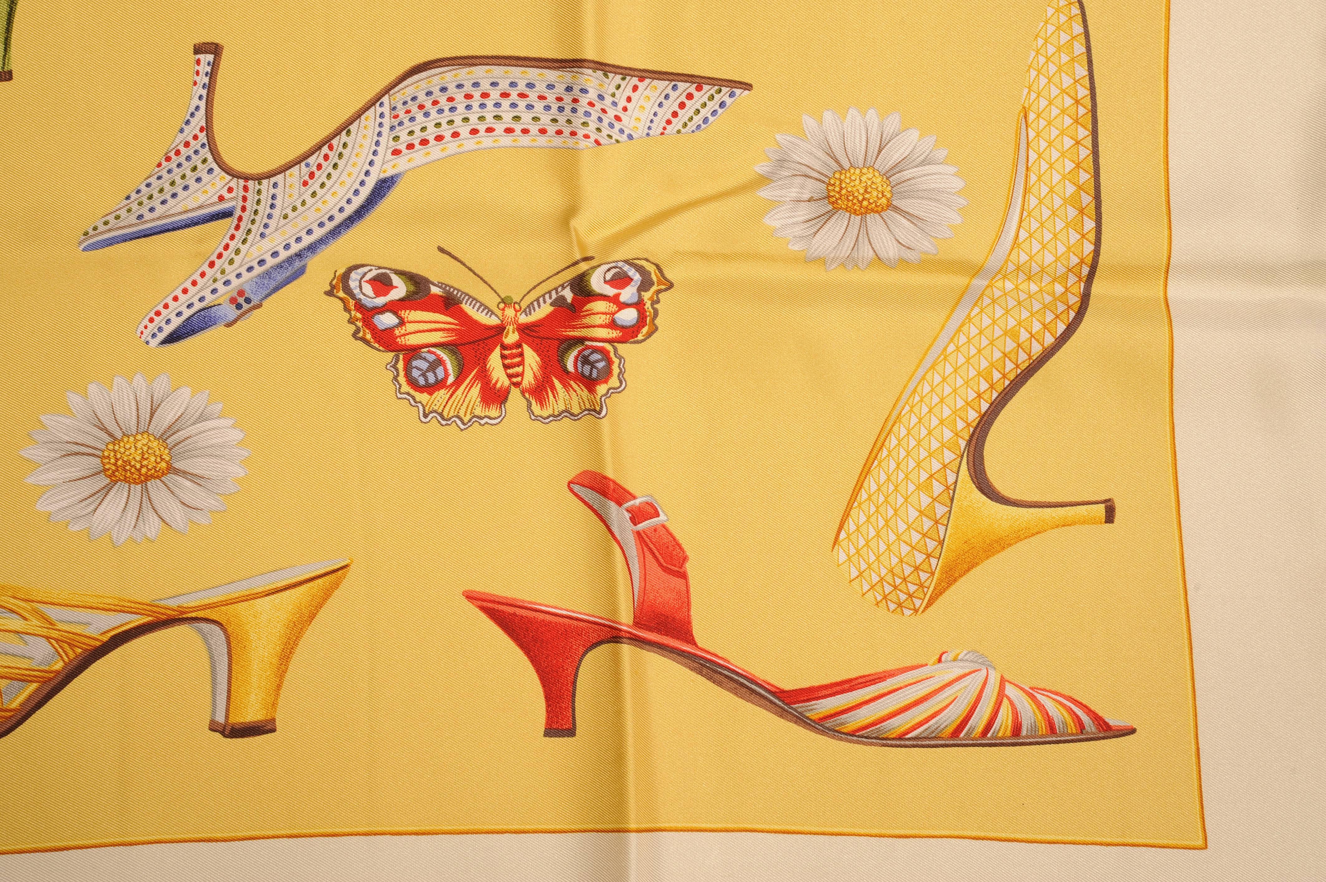 Salvatore Ferragamo Silk Scarf with Iconic Shoes, Butterflies and Daisies en venta 1