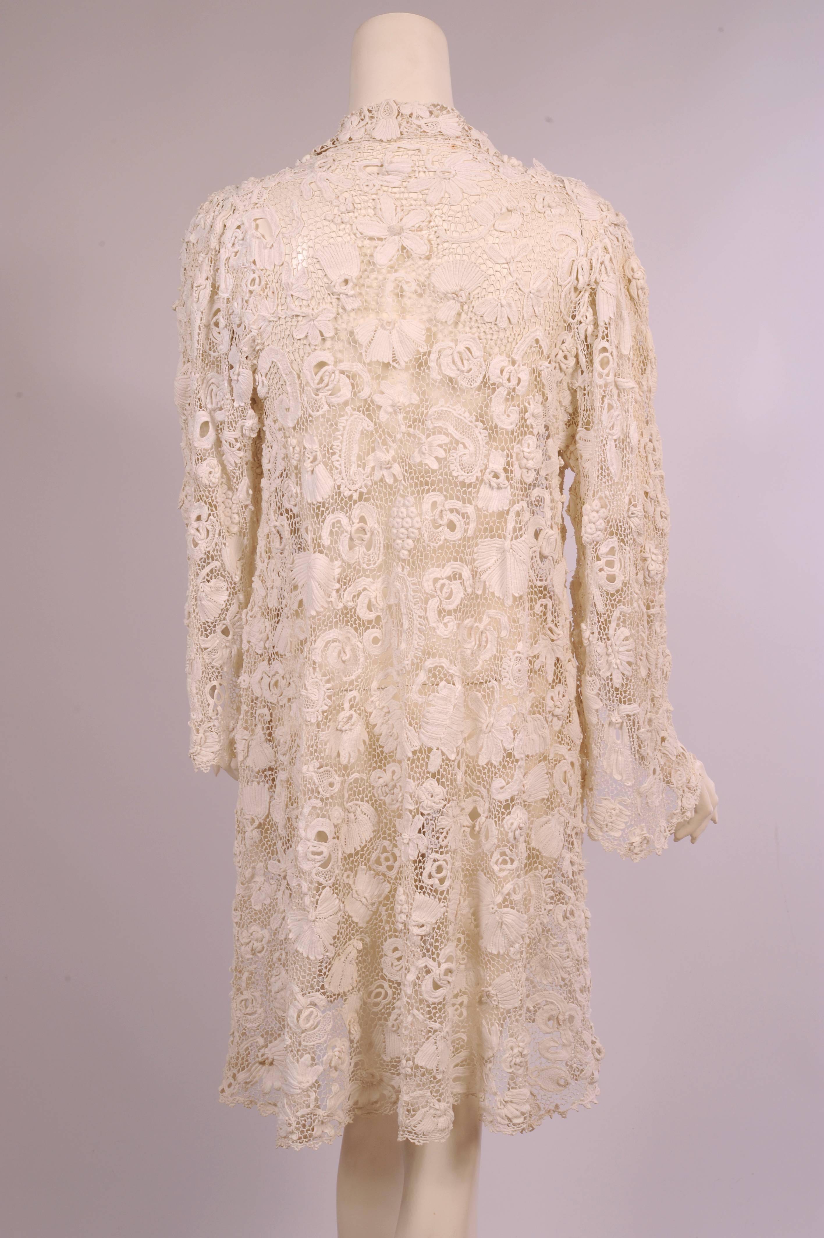 Irish Completely Hand Made Lace Coat, Circa 1910 In Excellent Condition In New Hope, PA