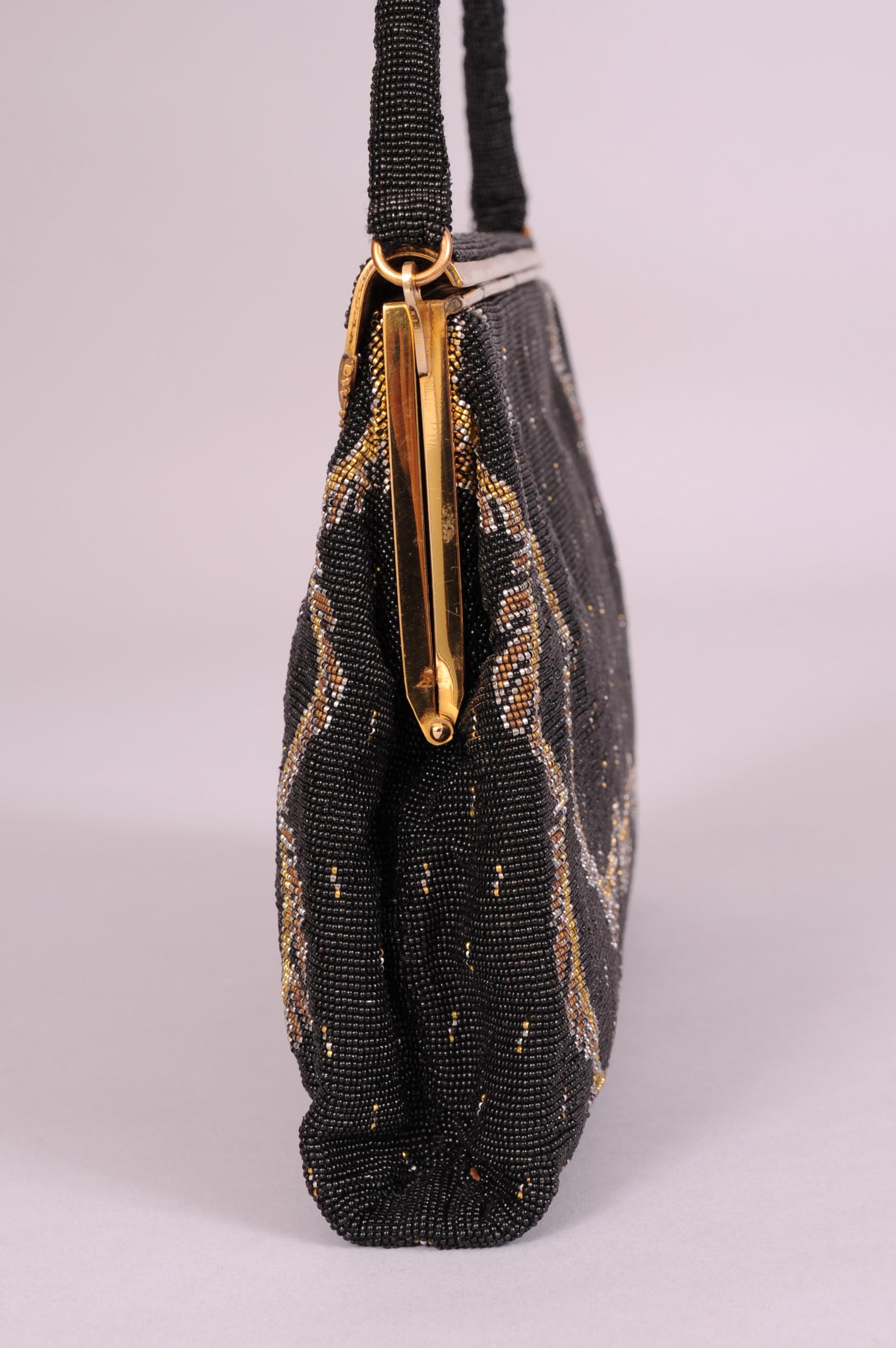 Schwarze Micro-Abendtasche mit Perlen und goldenen und silbernen Girlanden Damen im Angebot