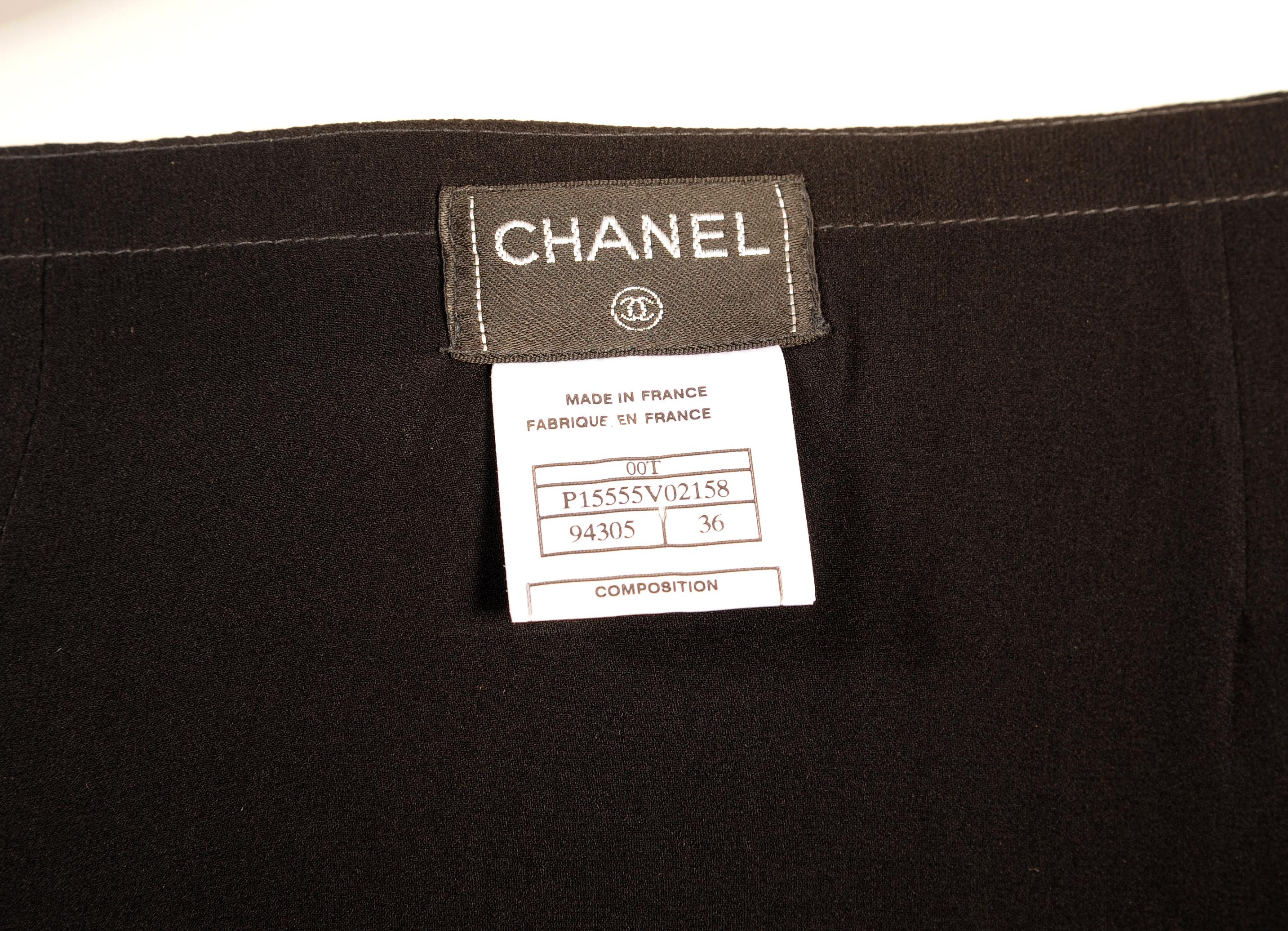 Donna Gonna a ruota in chiffon di seta nera di Chanel con apertura laterale alta in vendita