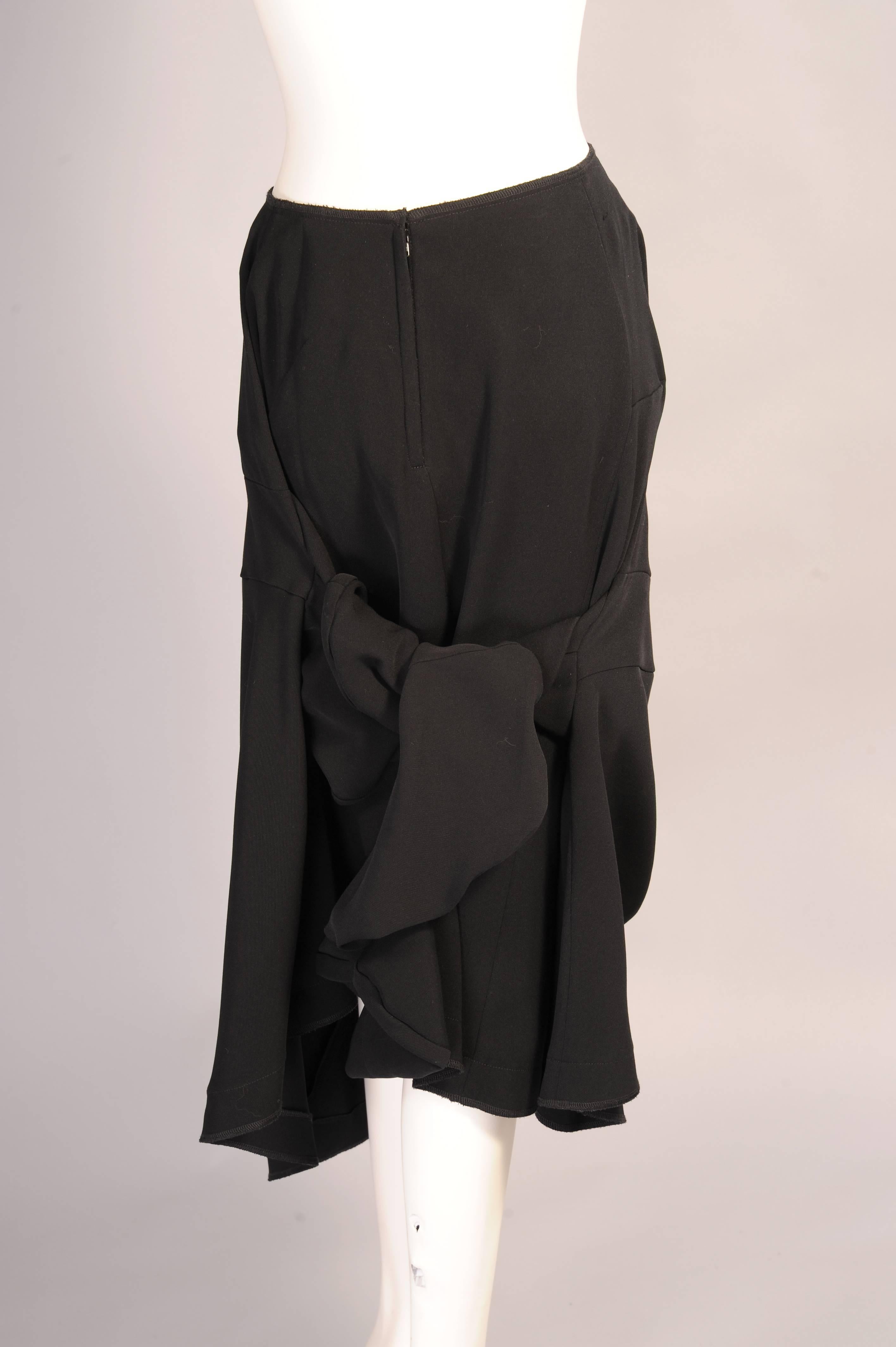 Falda Comme des Garcons con Mangas Largas Retorcidas en venta 1