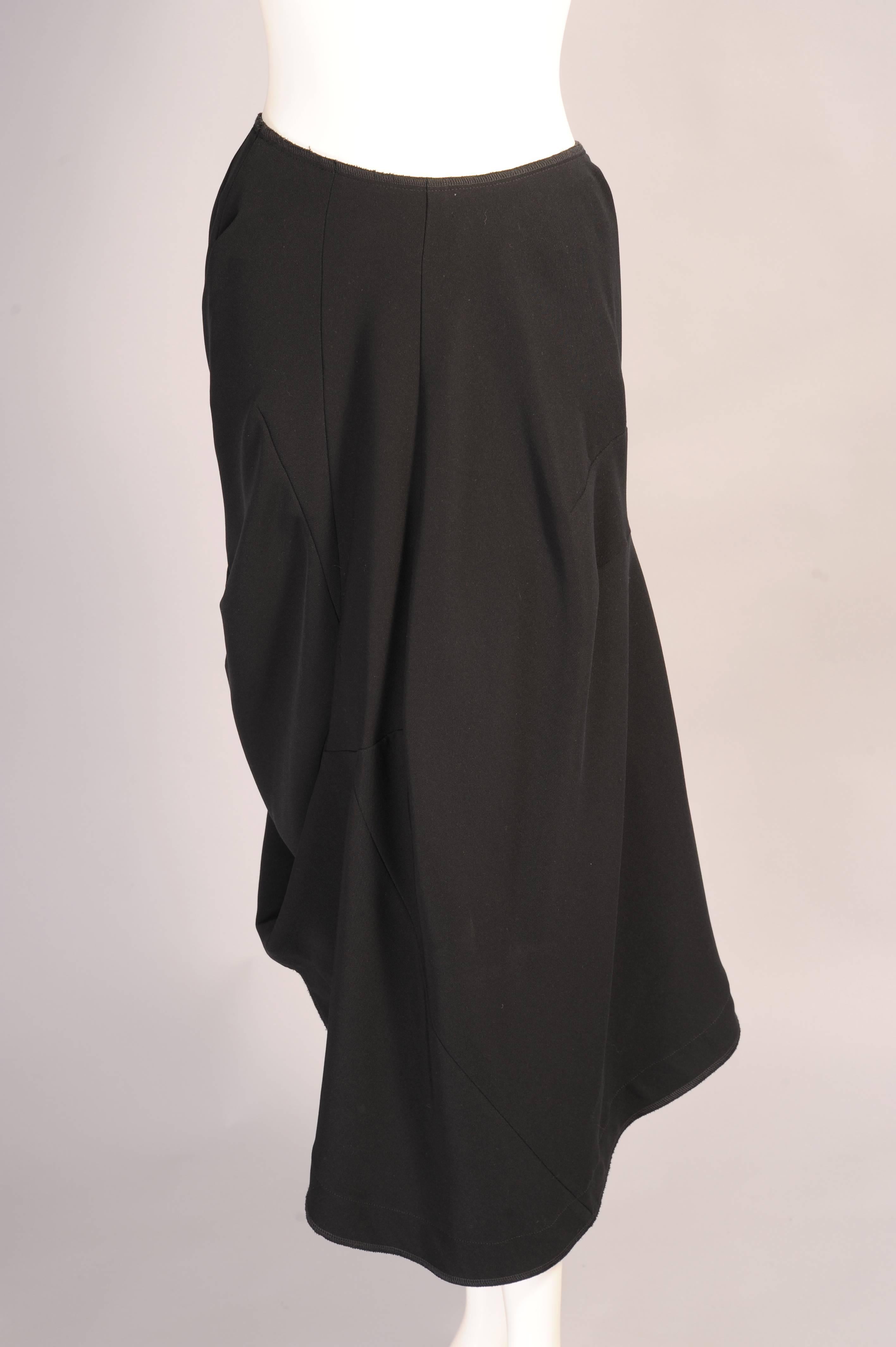 Falda Comme des Garcons con Mangas Largas Retorcidas en venta 2