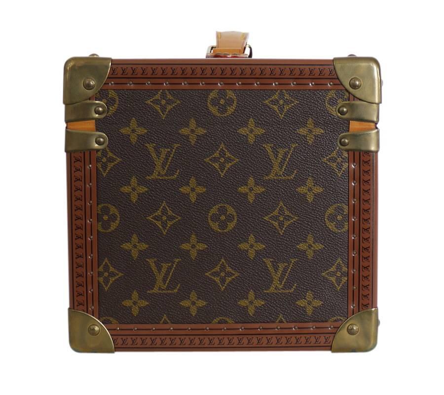 lv beauty trunk