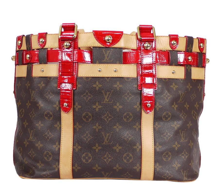 Louis Vuitton Monogram Rubis Embossed Alligator Tote MM in excellent used condition. Limited Edition from 2008 collection. Very hard to find rare item. This iconic Louis Vuitton bucket bag featured with embossed Alligator details.

    Date code :