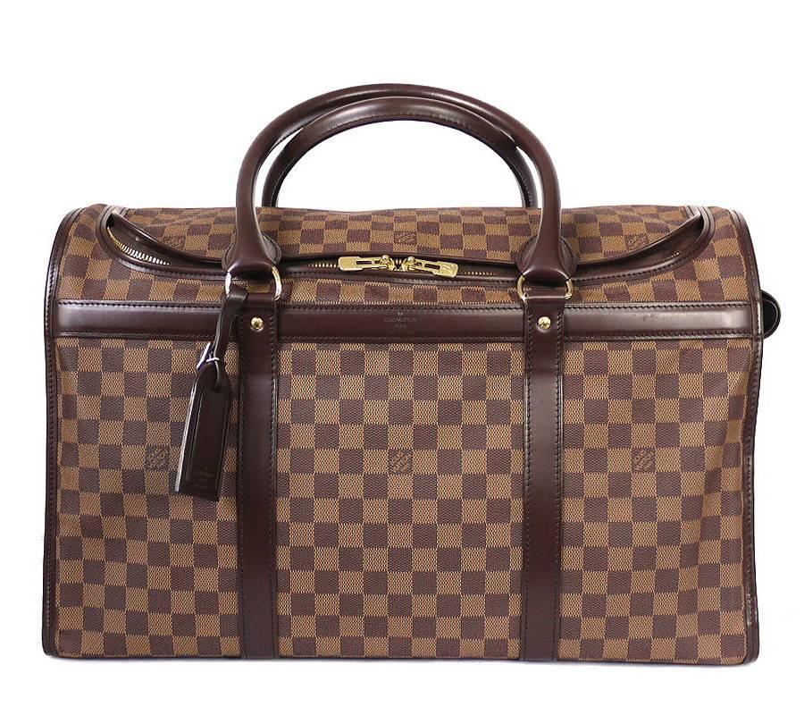 Louis Vuitton Damier Special Order Dog Carrier 50. Speziell von einem früheren Kunden bestellt. Nie benutzt. Nur für die Montage verwendet. Dieser geräumige Tiertransporter ist wasser- und kratzfest. Sie ist mit einem doppelten Reißverschluss und