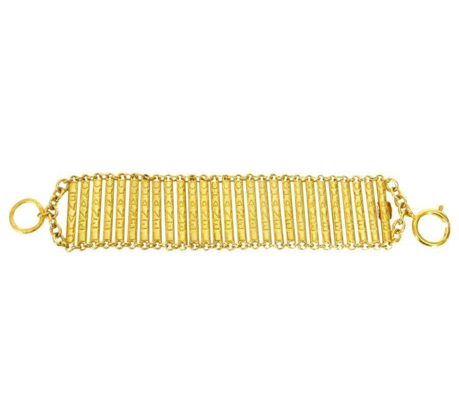 Women's Vintage Chanel Gold Choker Necklace and Bracelet Set Rare 1980s