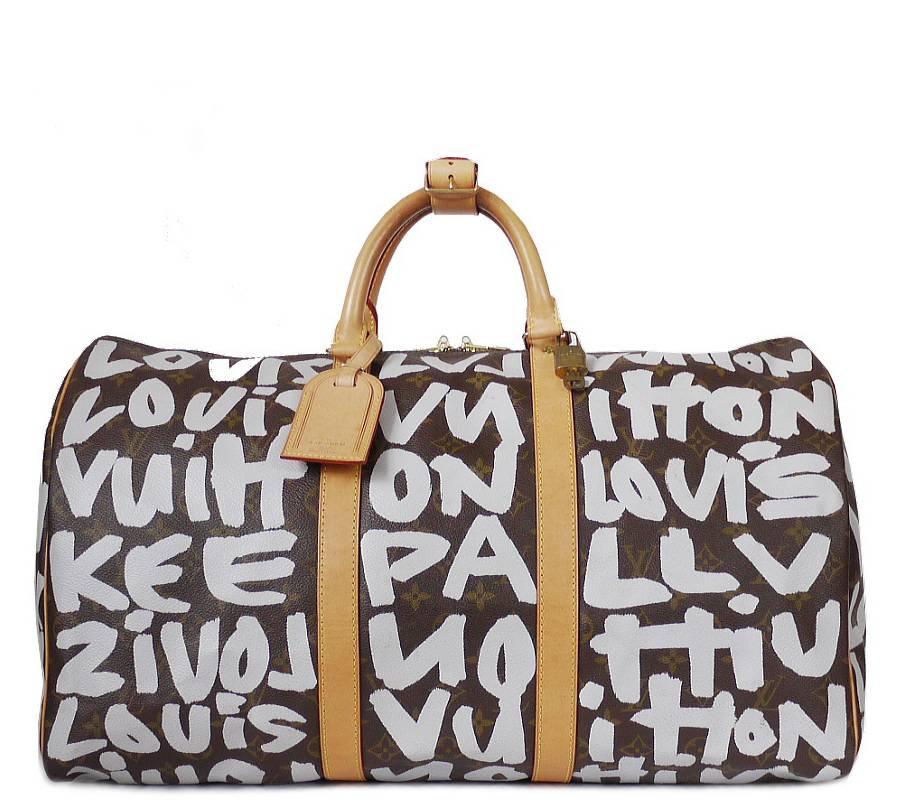 Louis Vuitton monogram graffiti keepall 50 designed by Stephen Sprouse. Collectible item, very hard to find. Kept in great condition.

    Material : Monogram Graffiti, White
    Comes with : Dust bag, Key, Lock, handle strap, Name Tag
    Date