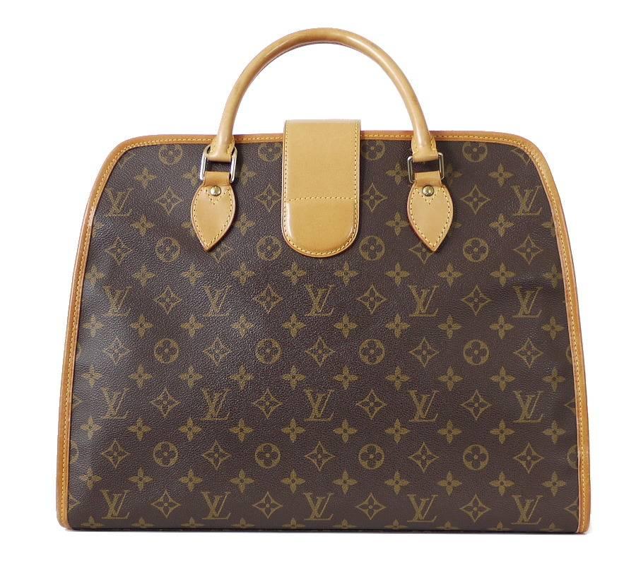 Louis Vuitton Rivoli Briefcase. This is no longer in production and very hard to find. This Rivoli briefcase is in amazing condition. This soft briefcase will hold your important documents, computers and business accessories in style.

Feature :