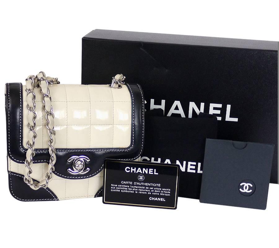Vintage Chanel Bicolor Mini Classic Crossbody Flap Bag 5