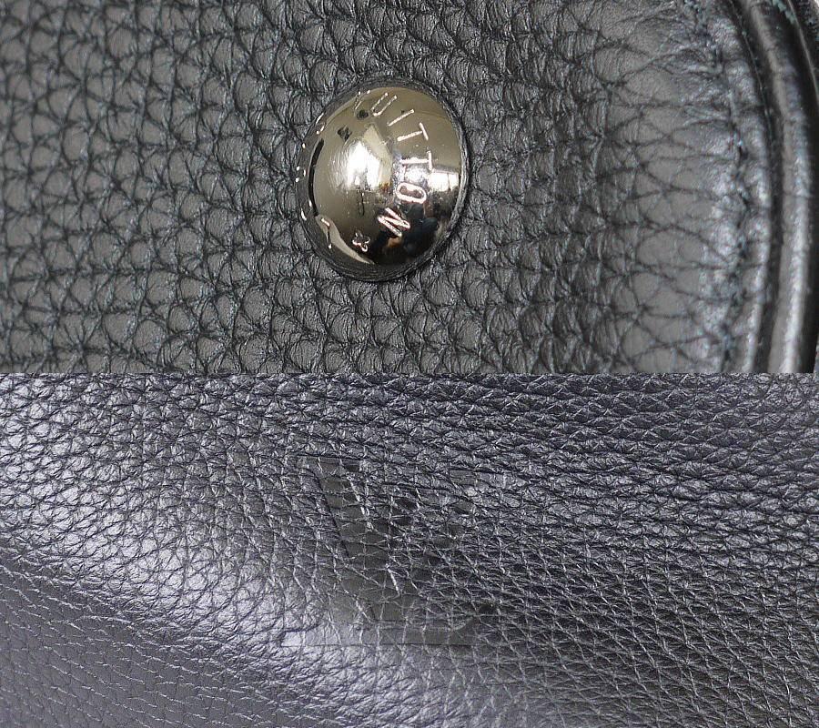 Rare Louis Vuitton Lockit Taurillon Voyage M22407 1