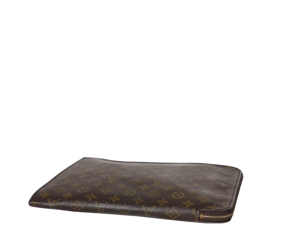 Vintage Louis Vuitton Monogram portfolio clutch bag. Roomy interior holds your business documents, i pad and everything you need. Kept in excellent condition.

    Comes with : Dust bag
    Date code : TH89 03

Condition : Excellent. Monogram