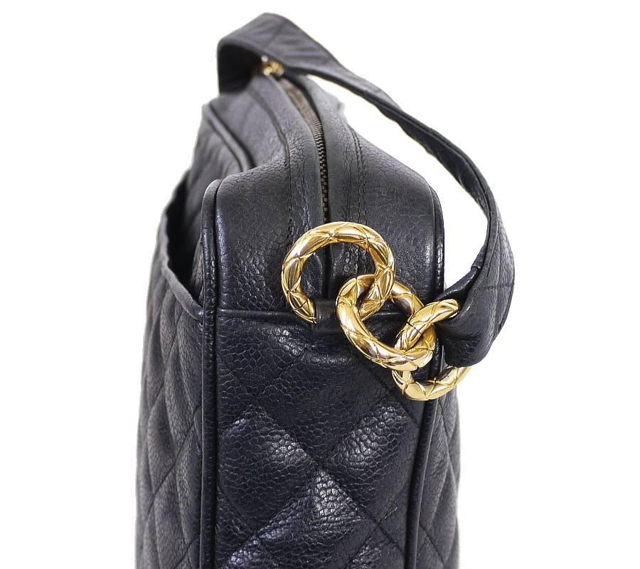 Women's Vintage Chanel Black Caviar Cross Body Messenger Bag Tasse