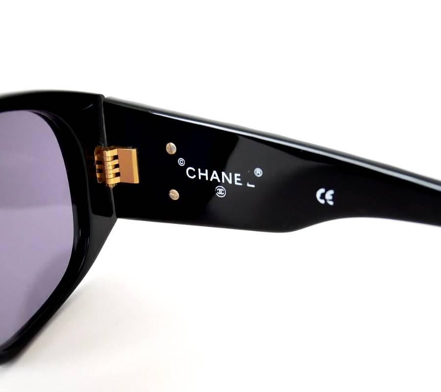 Black Vintage Chanel CC Logo Sunglasses