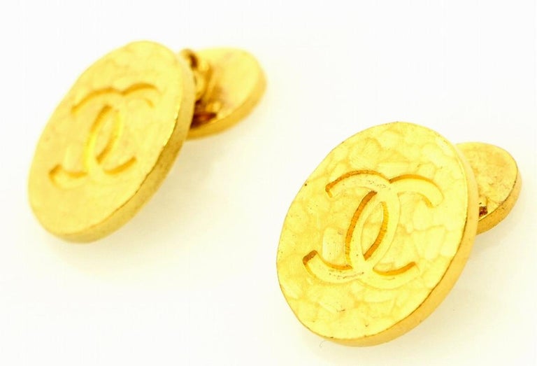 Vintage Chanel CC Logo Cufflinks Rare For Sale at 1stDibs chanel