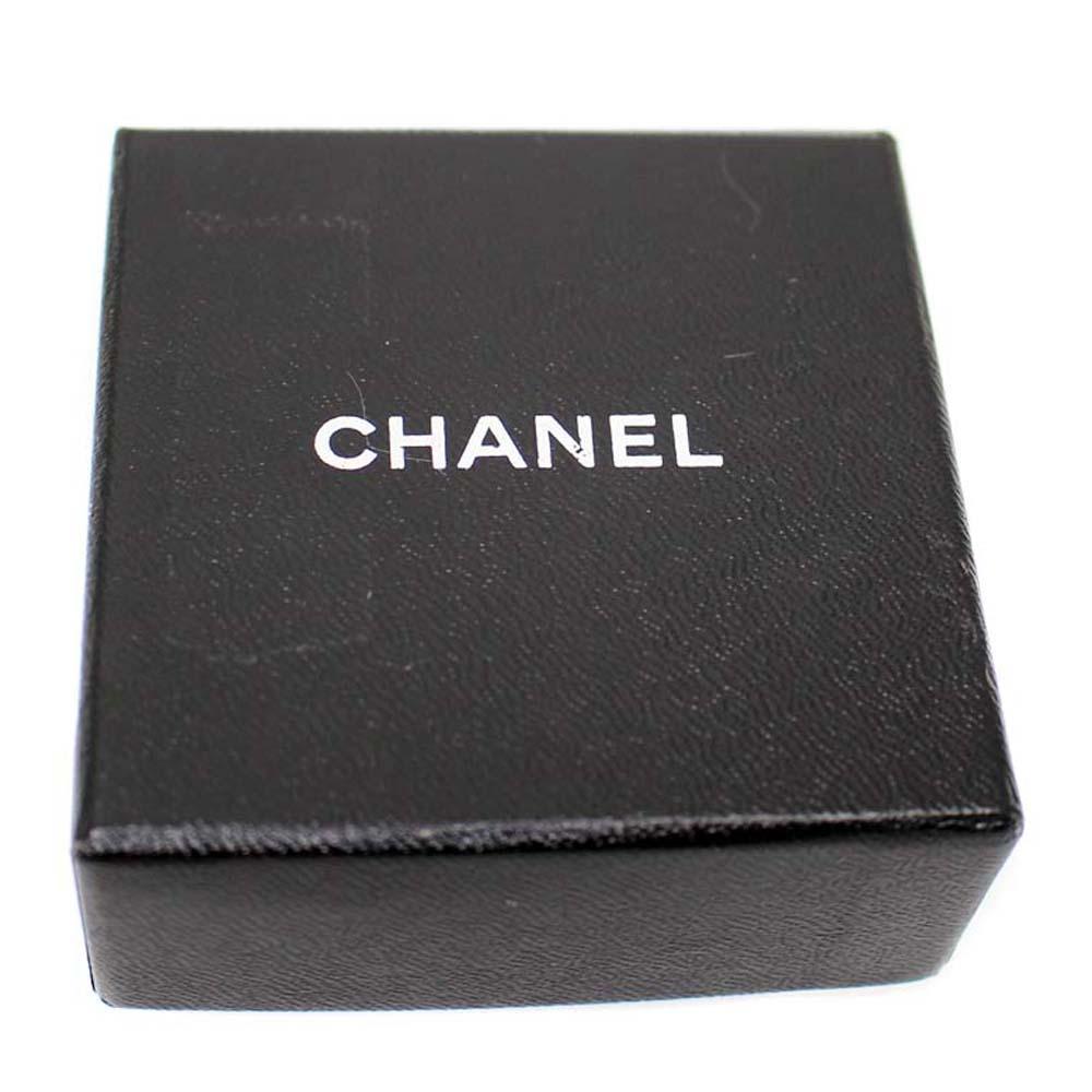 Vintage Chanel Gold Cufflinks For Sale 1