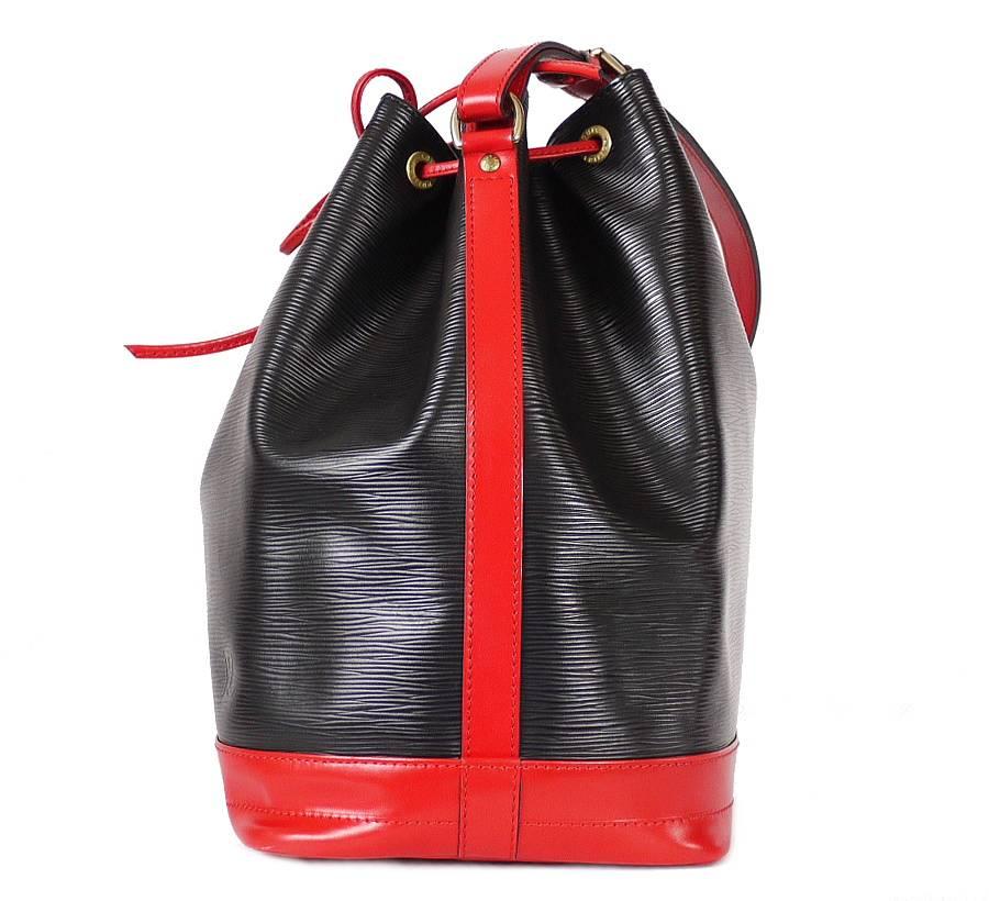 Louis Vuitton Bi-color Epi Noe Shoulder Bag In Excellent Condition In Hiroshima City, JP