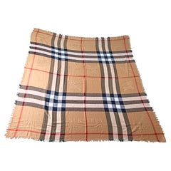 Sciarpa quadrata avvolgente Burberry London in cashmere con motivo jacquard EKD a quadri - Scozia