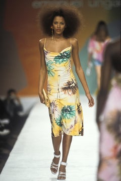Emanuel Ungaro by Giambattista Valli Spring Summer 2000 tropical print skirt