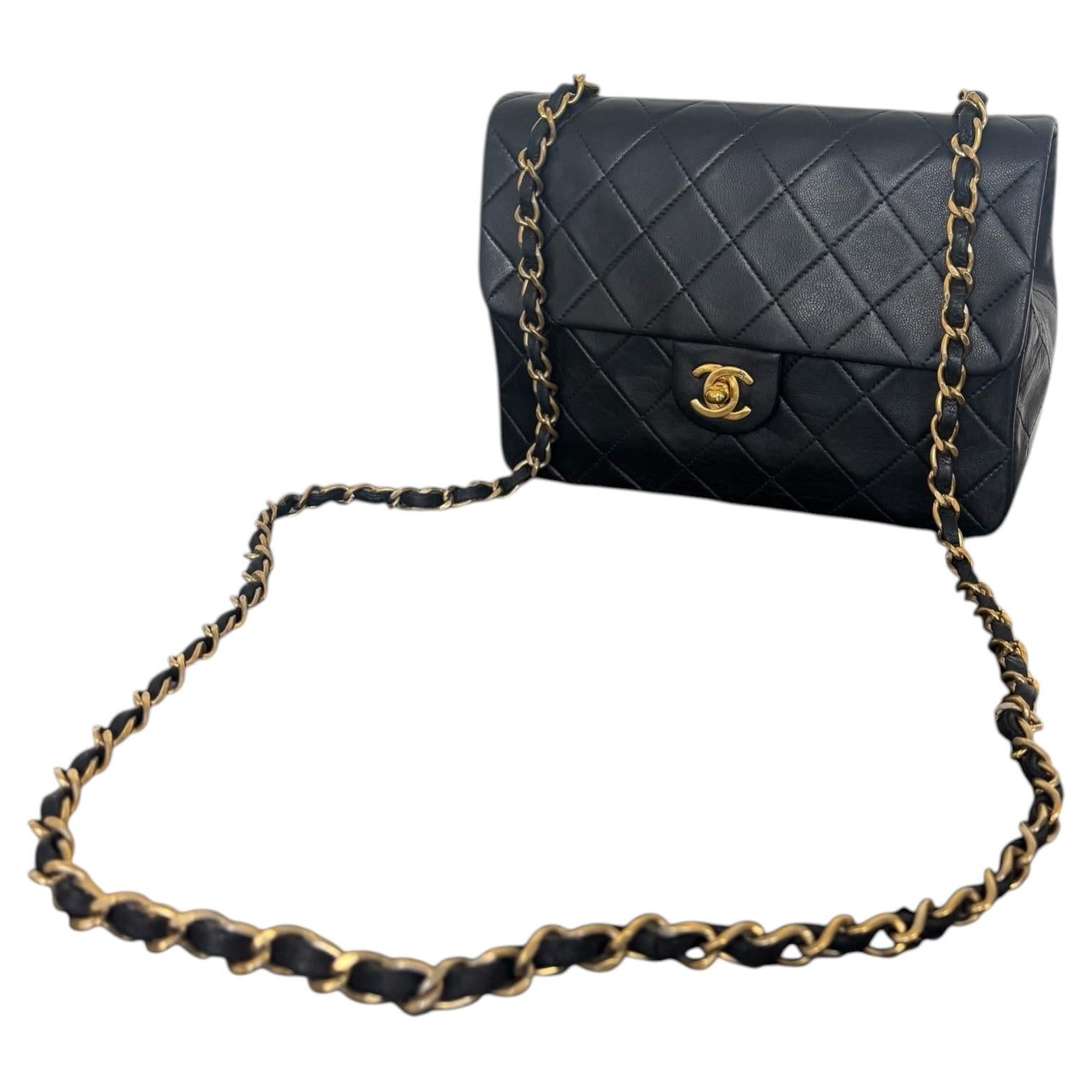 Borsa Chanel Mini Square Vintage del 1991