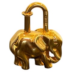 Bijou de sac Hermès Eléphant doré 1997
