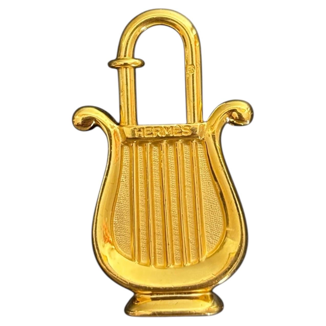 Cadenas Hermès Doré 1996 – Das Jahr der Musik im Angebot