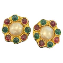 Boucle d’Oreilles Chanel Gripoix Vintage circa 1990