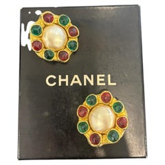 Boucle d’Oreilles Chanel Gripoix Vintage circa 1990
